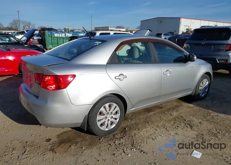 2013 Kia Forte Ex z USA, uszkodzony, nr VIN KNAFU4A20D5663970